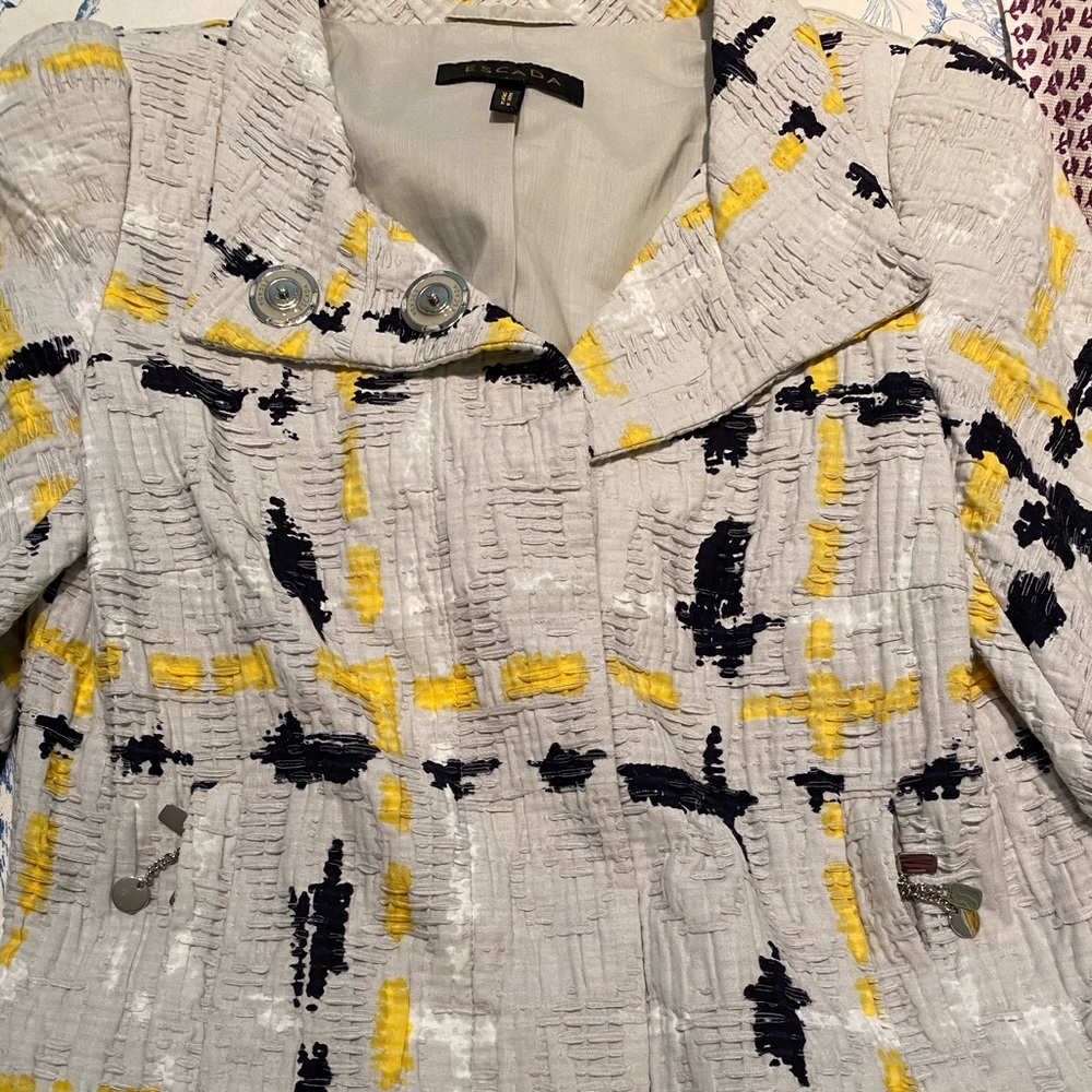 Euc Escada Patterned Jacket - image 8